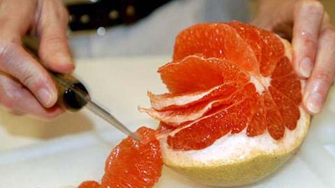 Grapefruits sind lecker und stecken voller Vitamine.