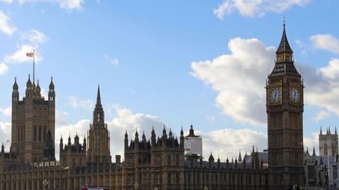 London: Palace of Westminster mit Big Ben (03.06.2014)