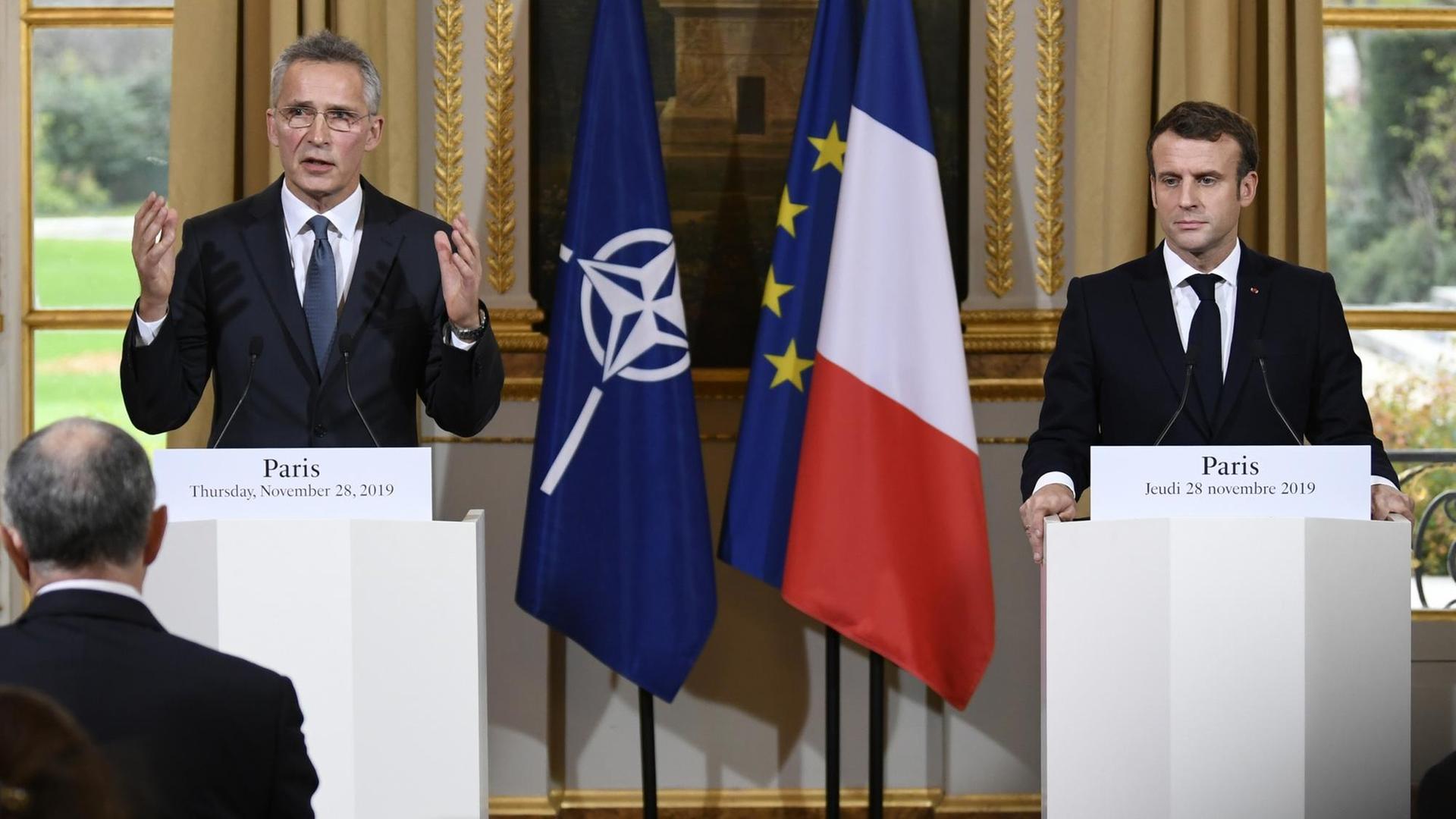 NATO-Generalsekretär Jens Stoltenberg und Frankreichs Präsident Emmanuel Macron in Paris