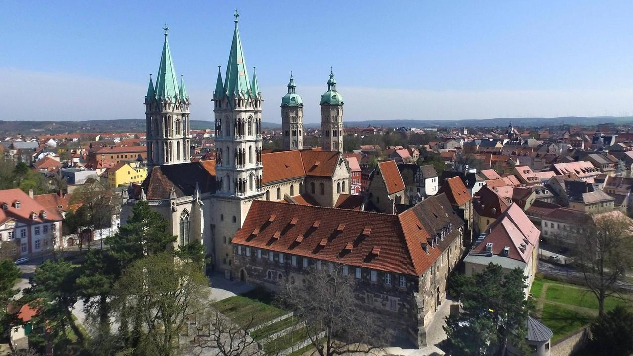 Der Naumburger Dom in einer Luftaufnahme
