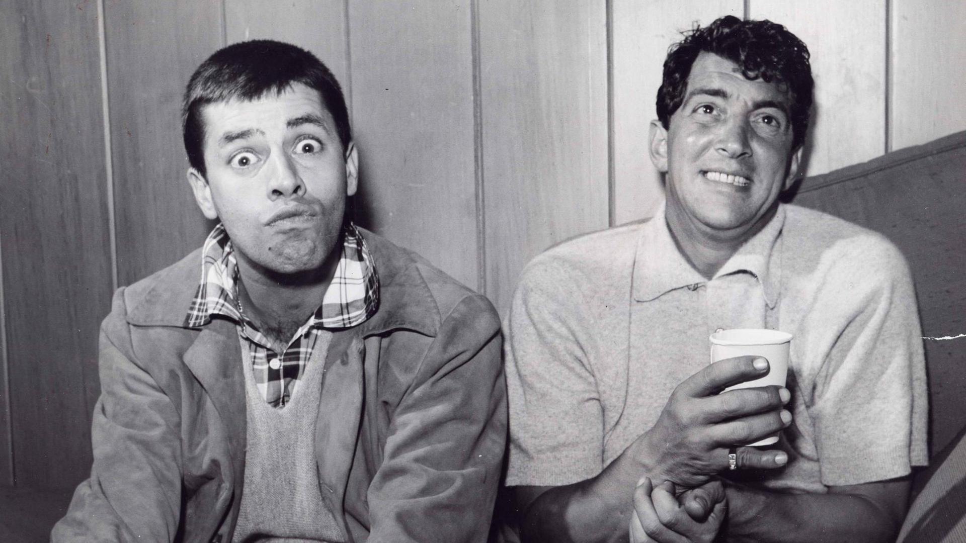 "Der gut aussehende Sänger und der Affe" - Jerry Lewis und Dean Martin im Jahr 1965.