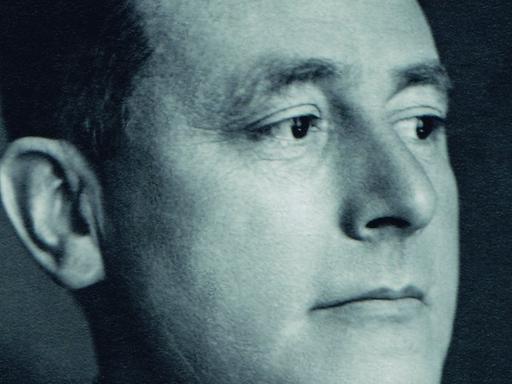 Der deutsche Staatsrechtler und Philosoph Carl Schmitt (1988-1985).