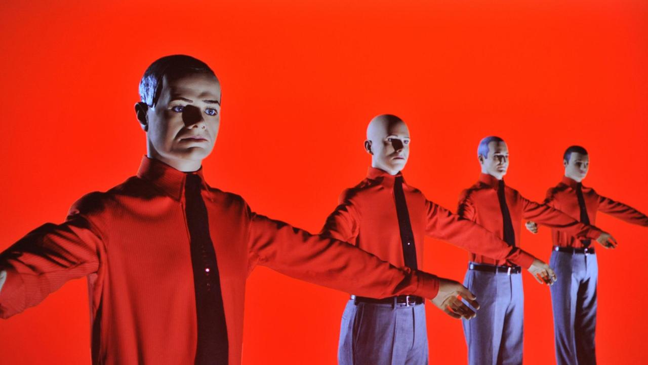 Die Musiker der Band Kraftwerk sind als digitale Animation zu sehen