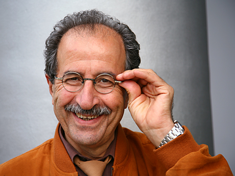Der syrisch-deutsche Schriftsteller Rafik Schami, aufgenomen in Frankfurt am Main am Rande der Frankfurter Buchmesse.
