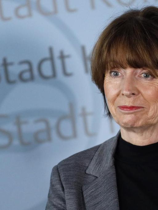 Nach einer Sitzung des Krisenstabs informiert Oberbürgermeisterin Henriette Reker über die aktuelle Lage in Köln, 1.April 2020 .