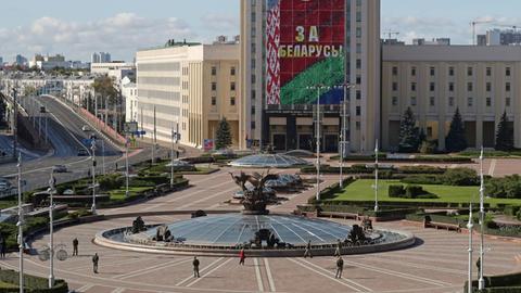 Der Unabhänigkeits-Platz in Minsk.