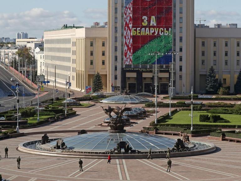 Der Unabhänigkeits-Platz in Minsk.