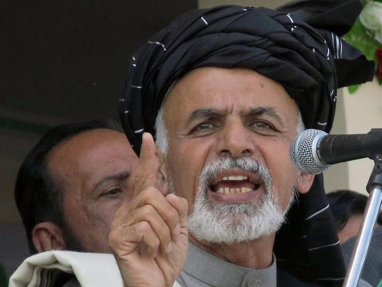 Der Kandidat um die afghanische Präsidentschaft, Ashraf Ghani, während einer Wahlkampfveranstaltung, im Porträt.