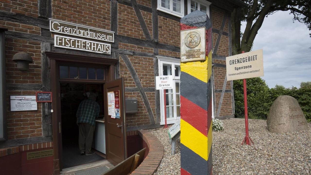 Das Grenzlandmuseum, ehemals direkt an der Grenze zur DDR, in Schnackenburg an der Elbe. 