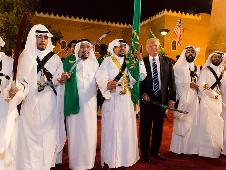 Donald Trump zu Gast im Murabba Palast bei König Salman bin Abdulaziz Al Saud von Saudi Arabien am 20. Mai 2017