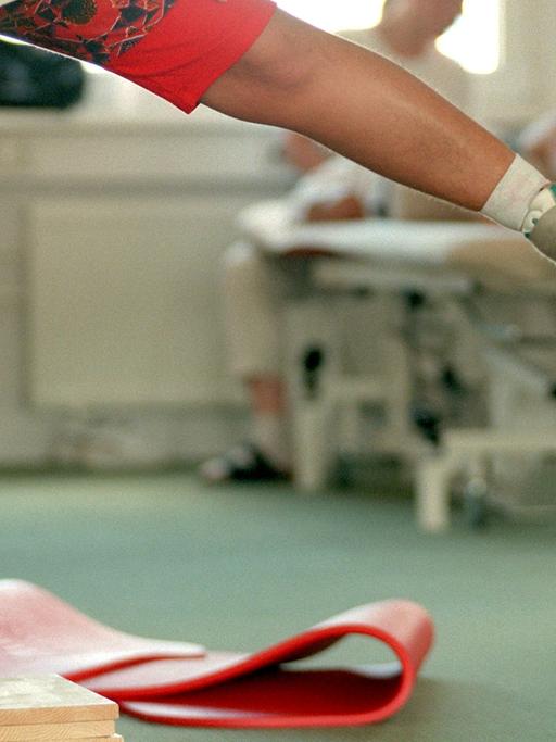 Nach einer Knieoperation: Aufbautraining im ambulanten Rehabilitationszentrum in Schwerin