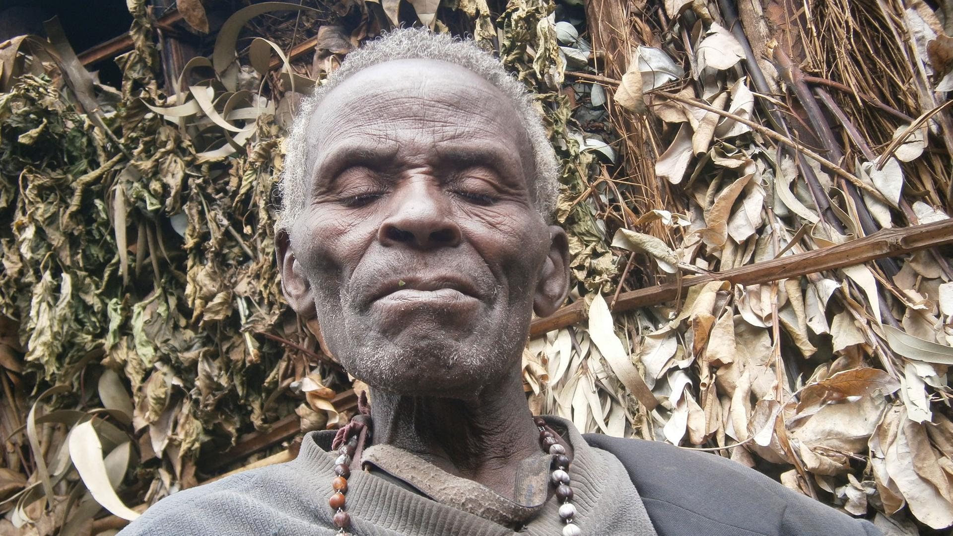 Kanyoni Ladislas - ein 108-jähriger Jäger aus Ruanda