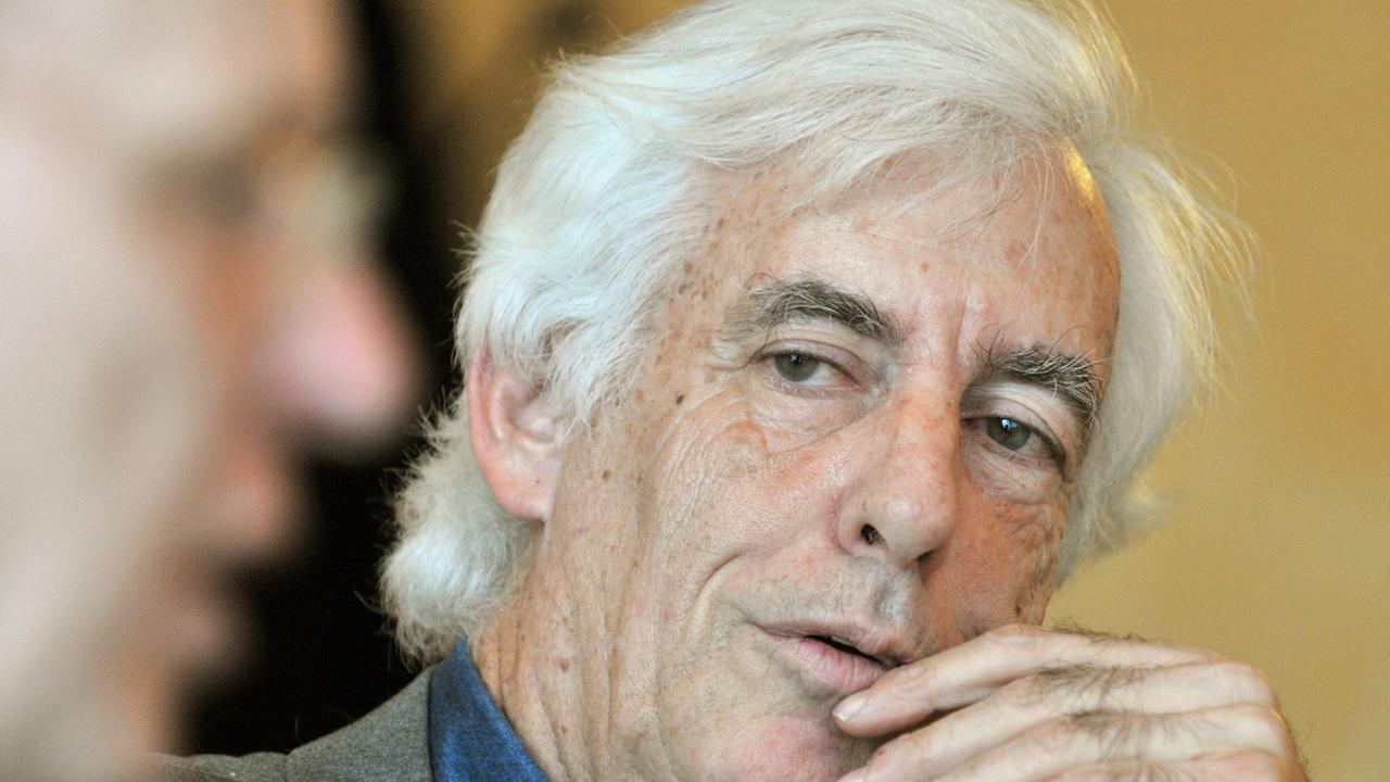 Moshe Zimmermann im Gespräch. Moshe Zimmermann im Gespräch.