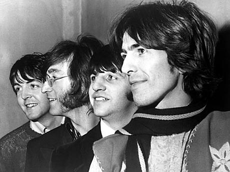 Paul McCartney, John Lennon, Ringo Starr und George Harrison (v.l.n.r) in London