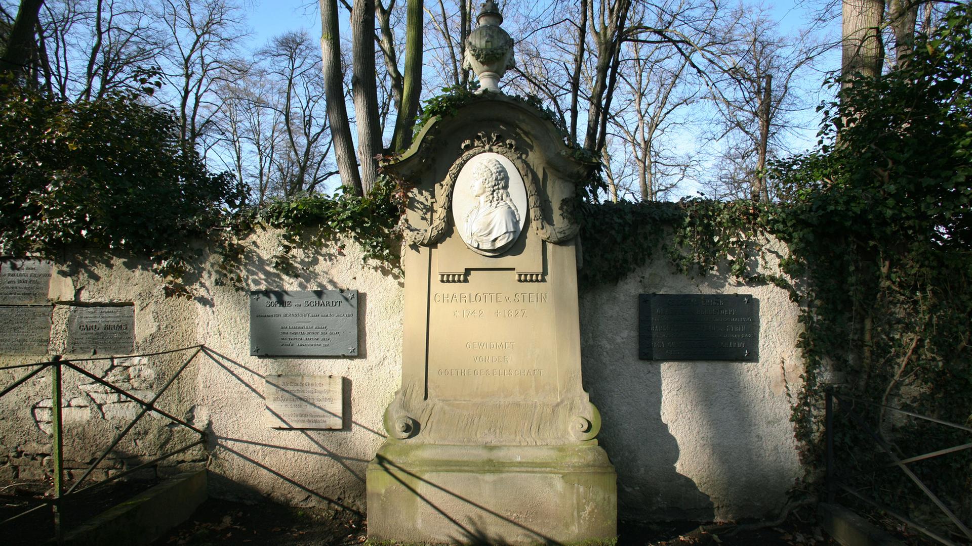 Die Grabstelle von Charlotte von Stein auf dem Historischen Friedhof in Weimar