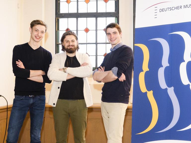 Die Preisträger des Deutschen Musikwettbewerbs (v.l.n.r.) Sebastian Fritsch, Konstantin Krimmel, Friedrich Thiele