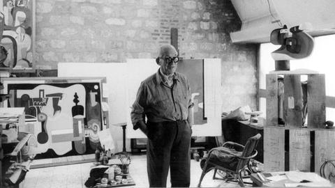 Le Corbusier in seinem Pariser Studio-Apartment