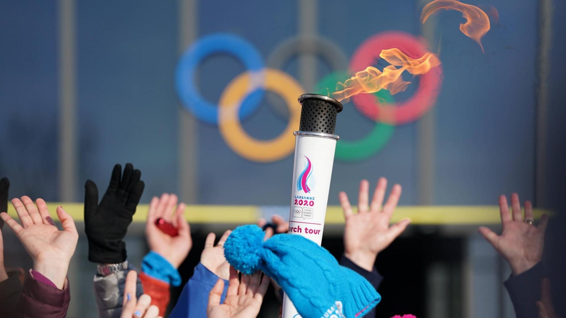 Olympische JugendWinterspiele Sportliche Gemeinschaft im Vordergrund