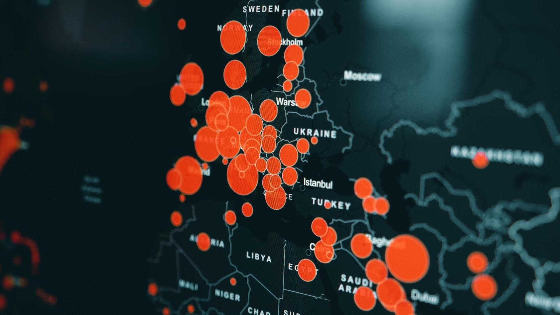 Rote Punkte zeigen auf einer digitalen Karte die Ausbruchszentren von COVID-19 in Europa an.