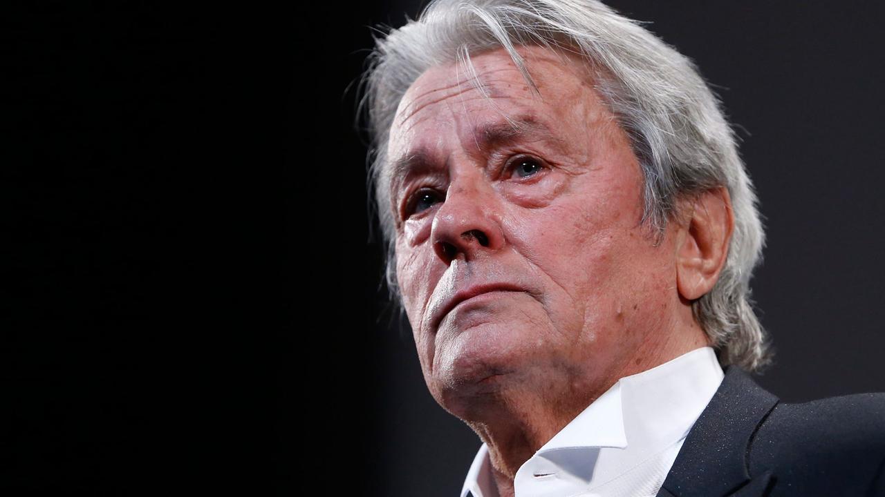 Film - Französischer Schauspieler Alain Delon Ist Tot