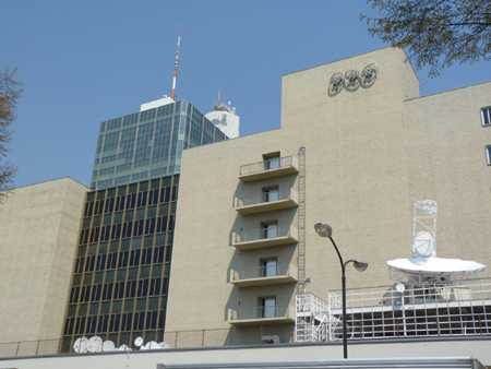 Das NHK-Gebäude in Tokio