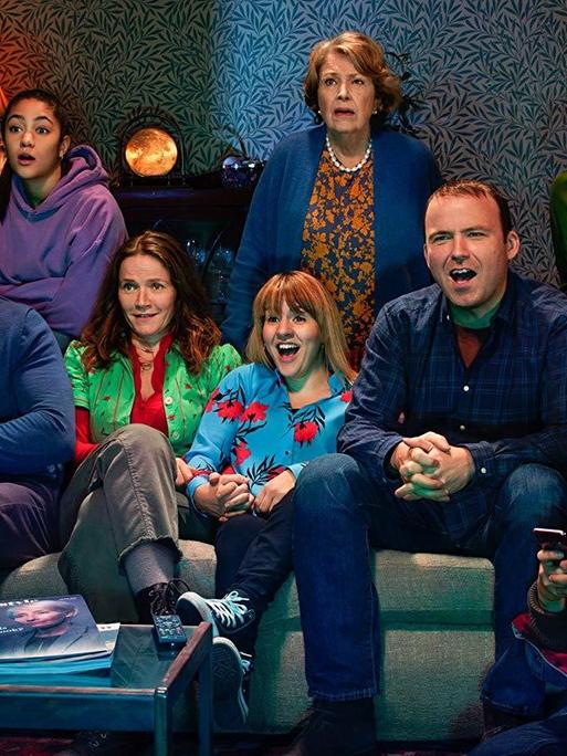 Years and Years mit Rory Kinnear, Russell Tovey, Jessica Hynes, Anne Reid, T'Nia Miller, Lydia West und Ruth Madeley.