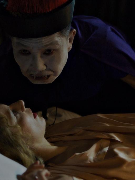 Lilith Stangenberg, Kyung Taek Lie und Alexandre Koberidze im Film "Blutsauger".