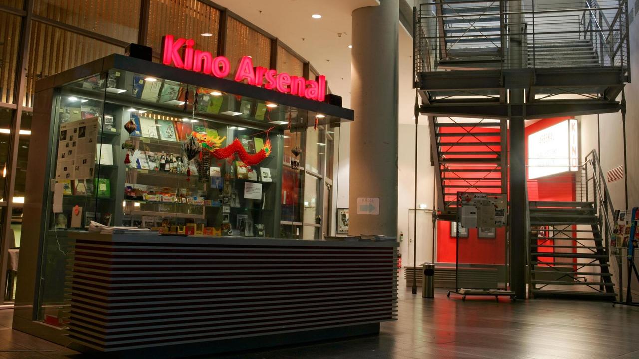 Das Kino "Arsenal" in Berlin am Potsdamer Platz ist Hauptspielstätte des "Unknown Pleasures"-Filmfestival.