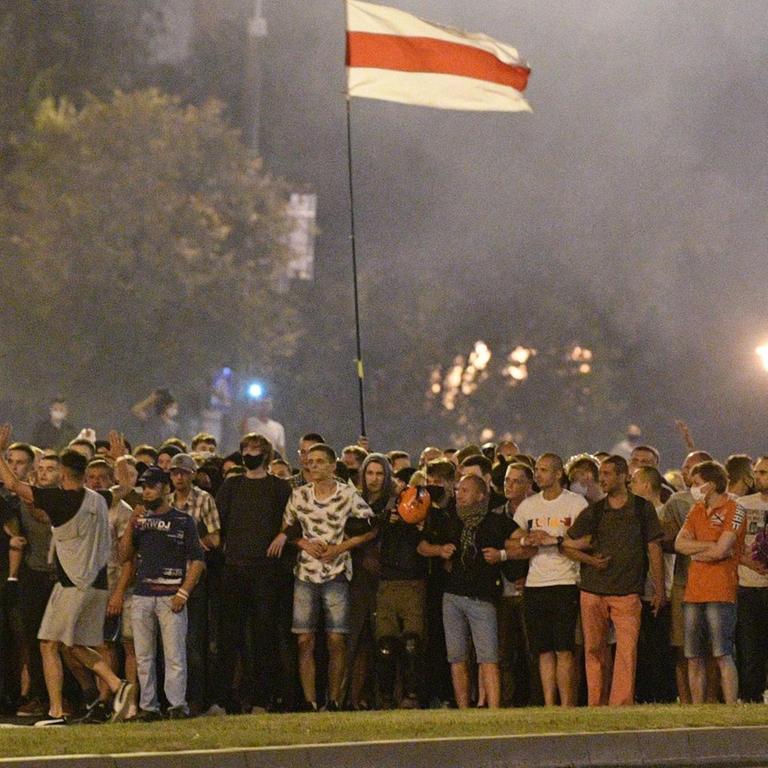 Eine Gruppe von Demonstranten in Minsk.