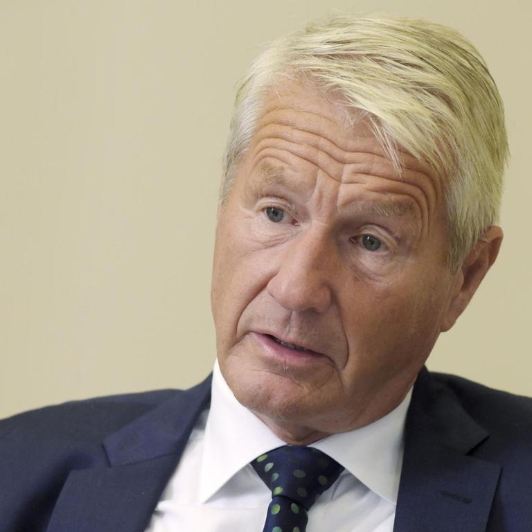 Europa - Epstein-Affäre: Ermittlungen gegen Norwegens Ex-Regierungschef Jagland