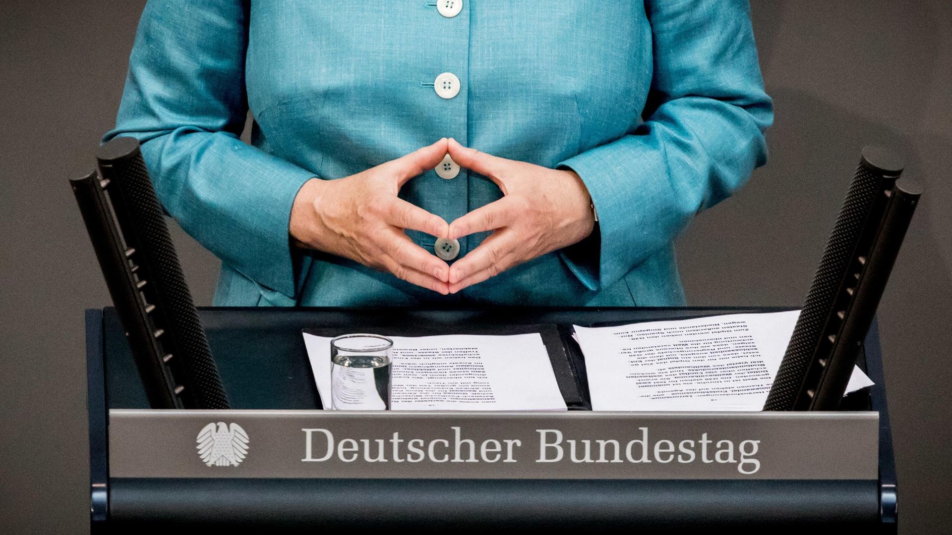 Bundeskanzlerin Angela Merkel (CDU) hält am 29.06.2017 im Deutschen Bundestag in Berlin eine Regierungserklärung zum Europäischen Rat und dem G20-Gipfel.