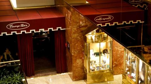 Die Trump Bar im Trump Tower in New York, wo der künftige US-Präsident zu Beratungen geladen hatte.