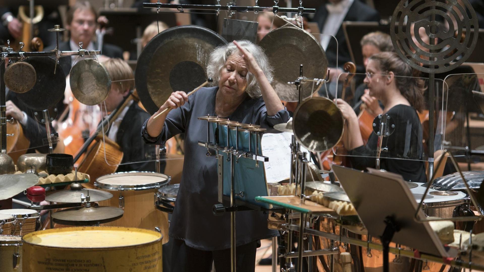 Robyn Schulkowsky und das Deutsche Symphonie-Orchester Berlin (DSO) spielen beim Musikfest Berlin 2016