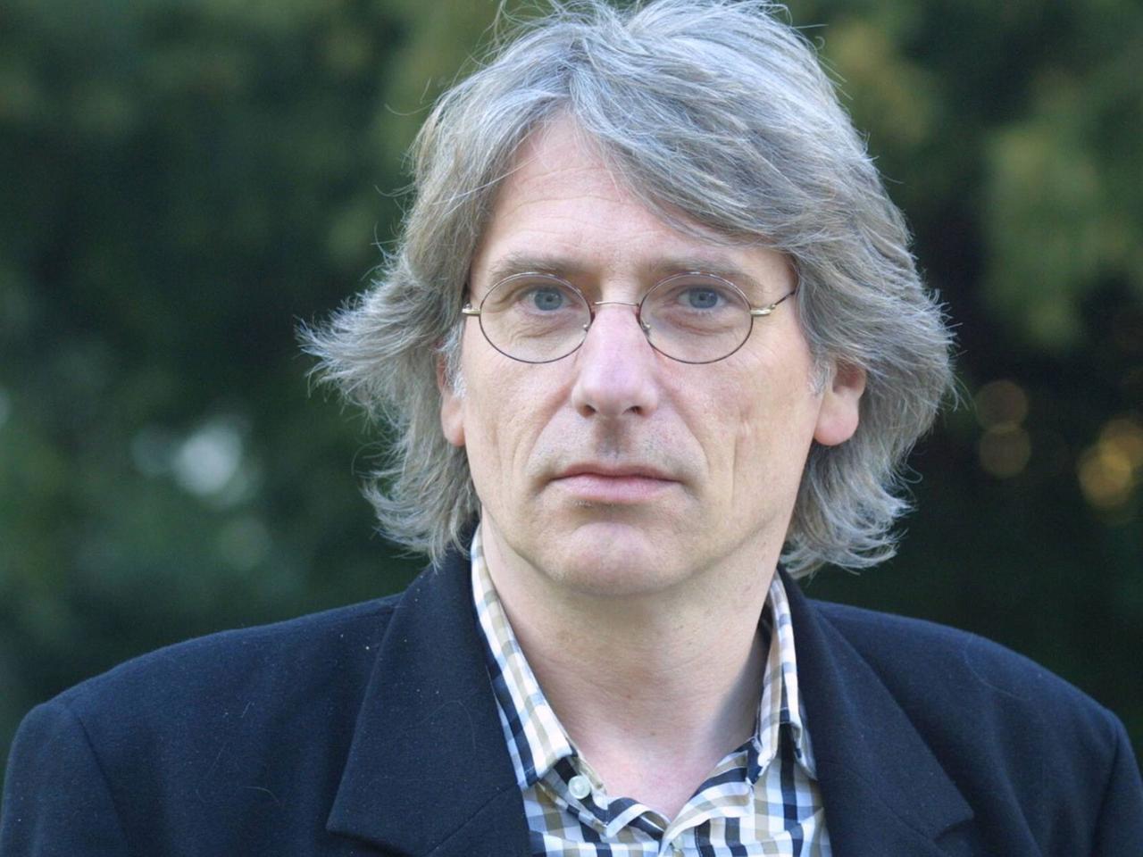 Der Autor Hans Thill im Jahr 2003
