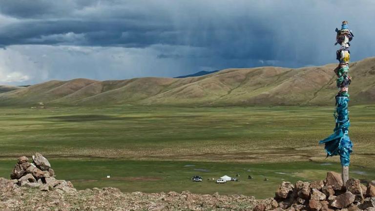 Das Basiscamp für die Untersuchungen des Bodens fünf Kilometer südlich von Tsetserleg in der Mongolei 