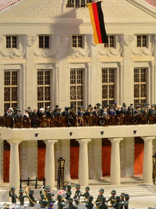 Die Deutsche Nationalversammlung von 1919, nachgebaut in Modellgröße in der Ausstellung "Demokratie aus Weimar" im Stadtmuseum der Klassikerstadt.
