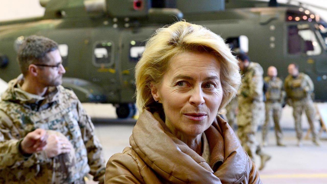 Bundesverteidigungsministerin Ursula von der Leyen, CDU