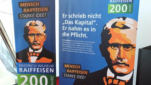 Plakat mit einem Bild von Friedrich Willhelm Raiffeisen zu seinem 200. Geburtstag