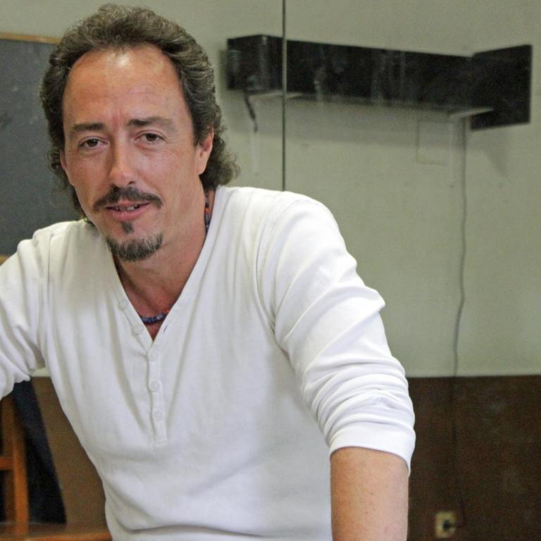 Guillermo García, Lehrer für Cajón in der Flamencoschule Amor de Dios