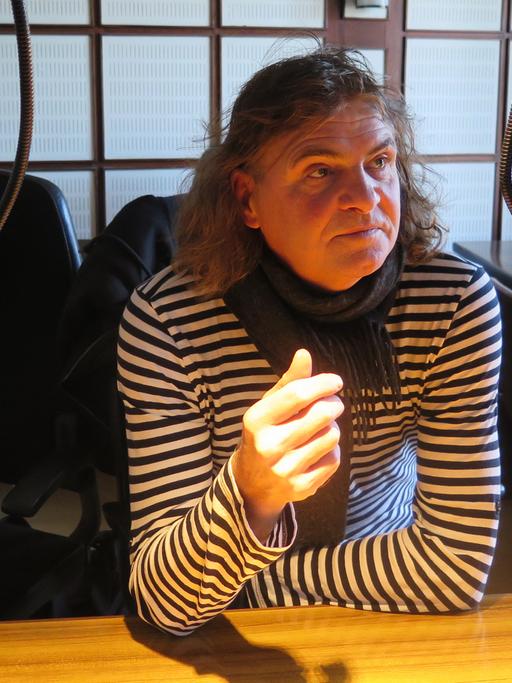 Der Musiker Hans-Eckardt Wenzel war zu Gast in der Sendung "Tonart" im Deutschlandradio Kultur.