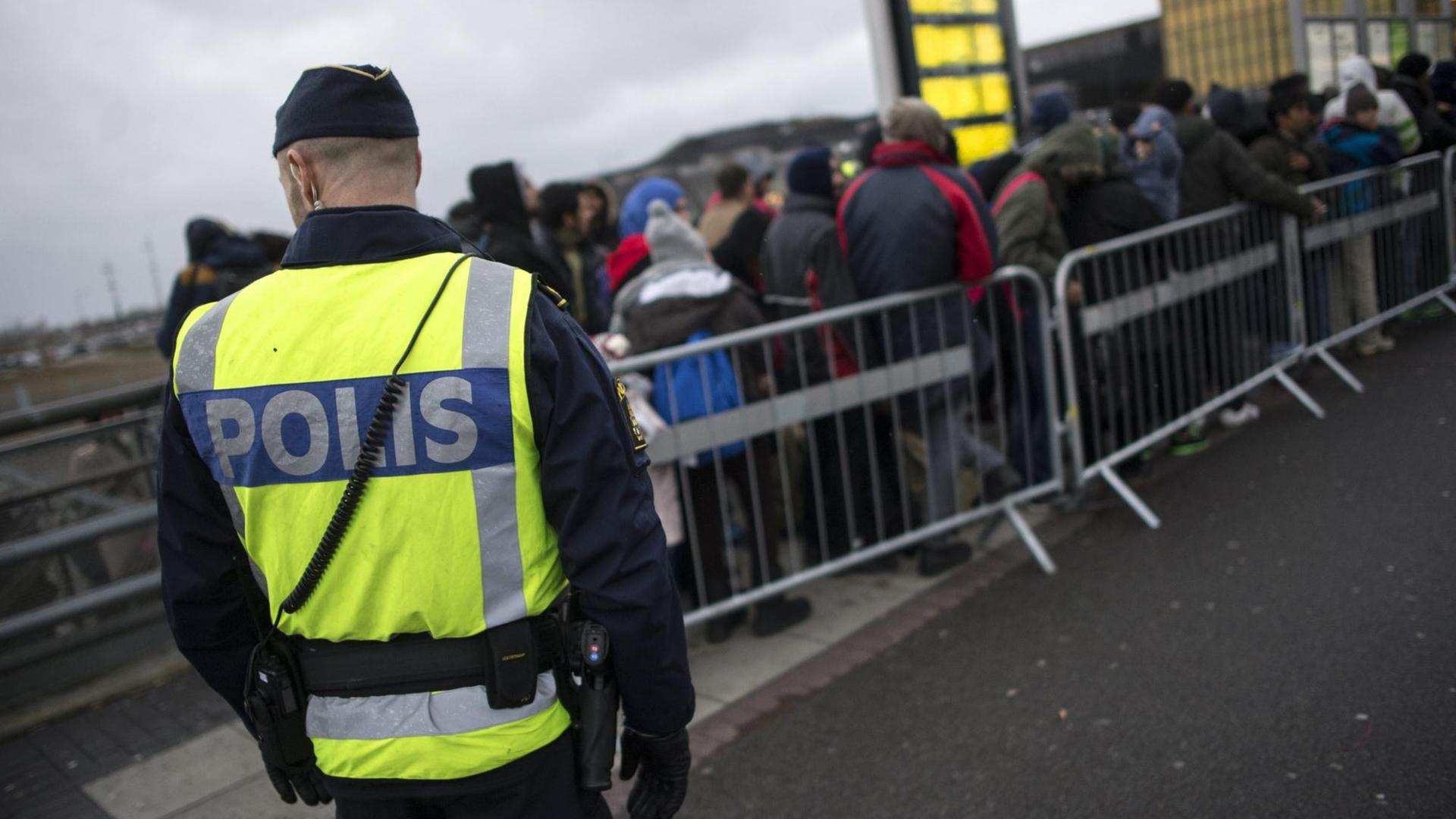 Schweden will bis zu 80.000 Flüchtlinge abschieben.