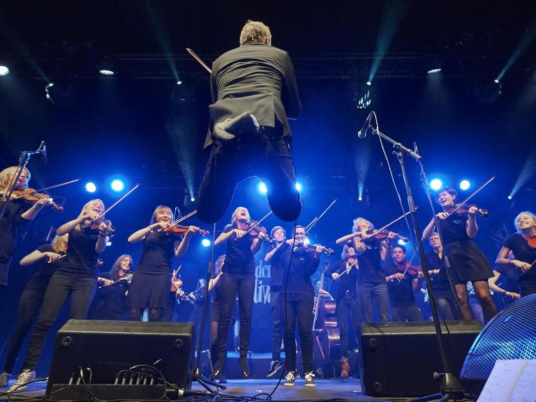 Mitglieder des folkBALTICA Ensembles.