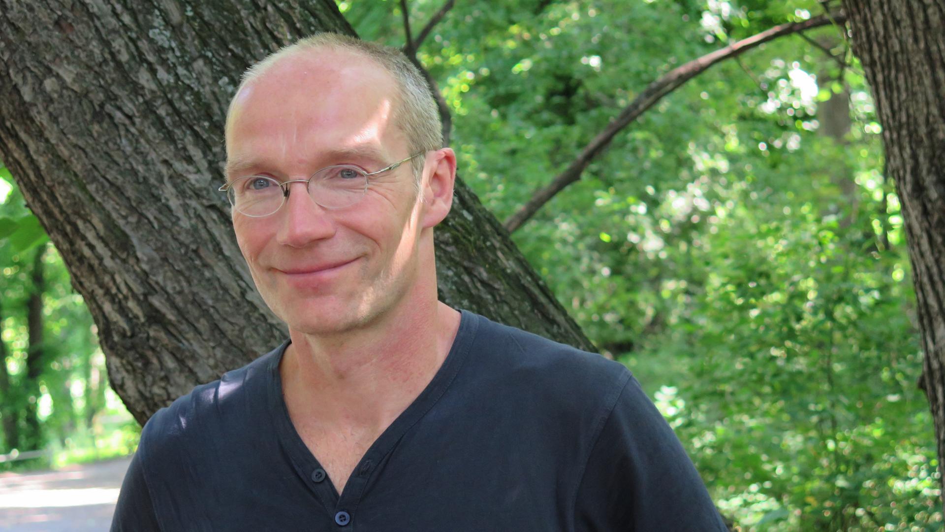 Der Schriftsteller und Dramaturg John von Düffel