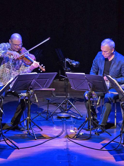 David Harrington, John Sherba, Hank Dutt and Sunny Jungin Yang (v.l.), Mitglieder des US-amerikanischen "Kronos Quartet" während eines Konzerts in Danzig / Polen am 27.7.2016