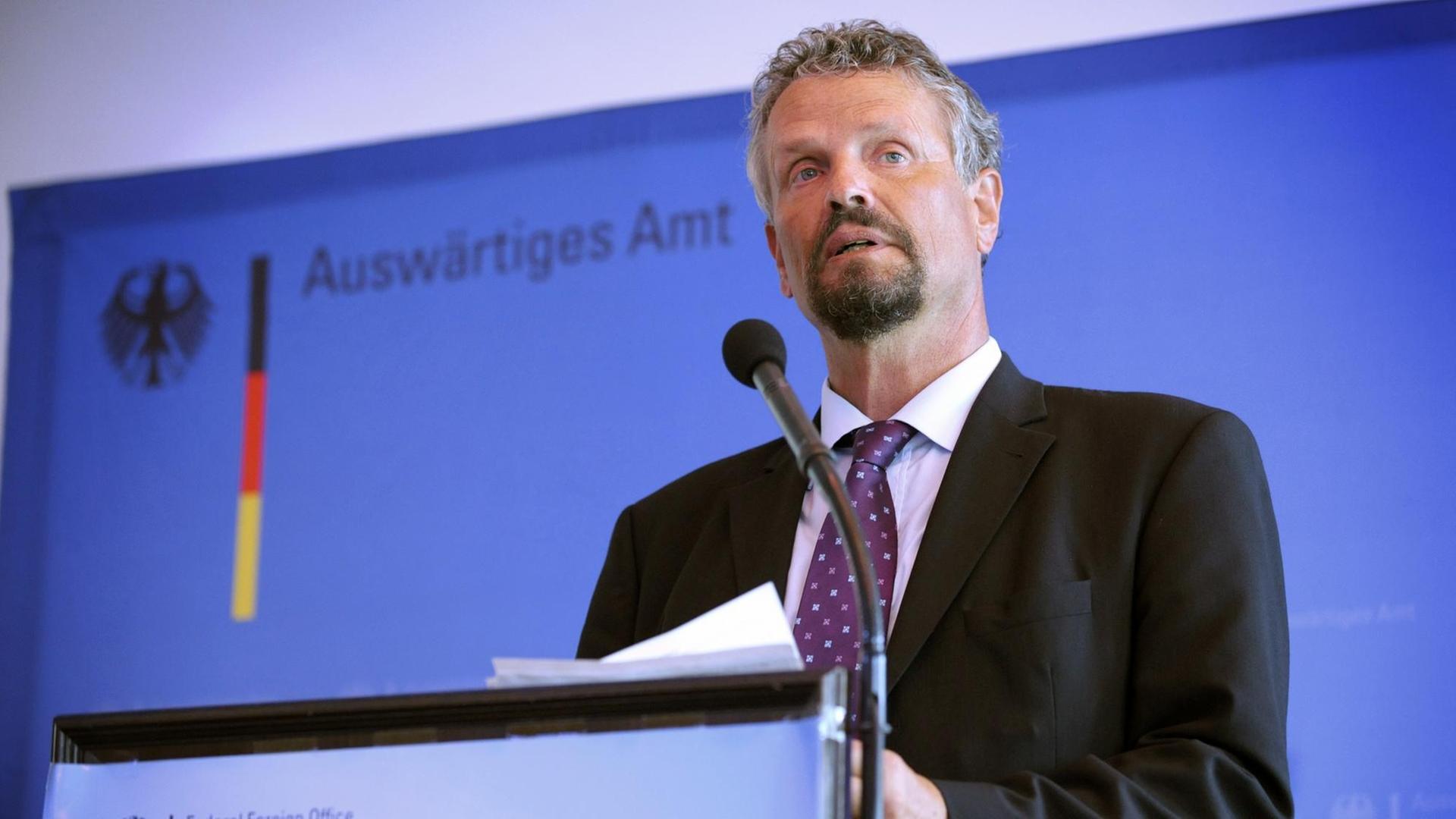 Der Russland-Beauftragte der Bundesregierung, Gernot Erler, spricht im Auswärtigen Amt
