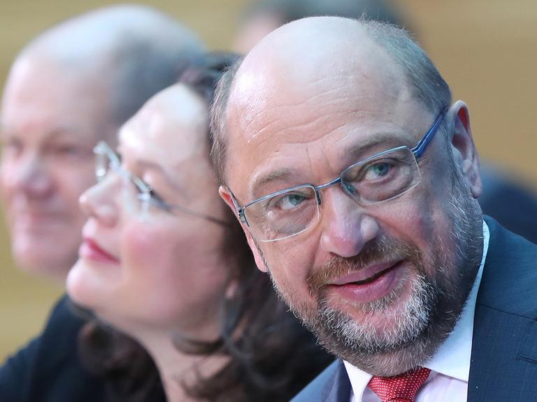 SPD-Chef Martin Schulz, SPD-Fraktionschefin Andrea Nahles und Hamburgs Erster Bürgermeister Olaf Scholz.