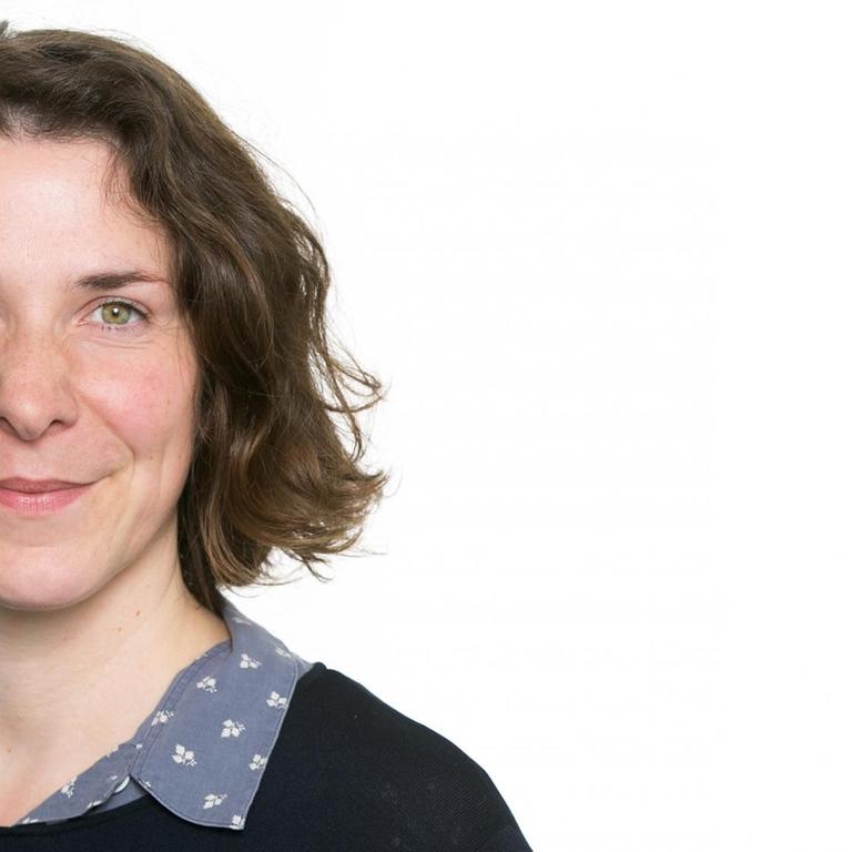 Johanna Herzing (Deutschlandfunk – tło)