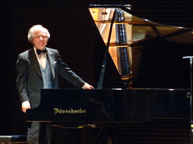 Der ungarische Pianist András Schiff