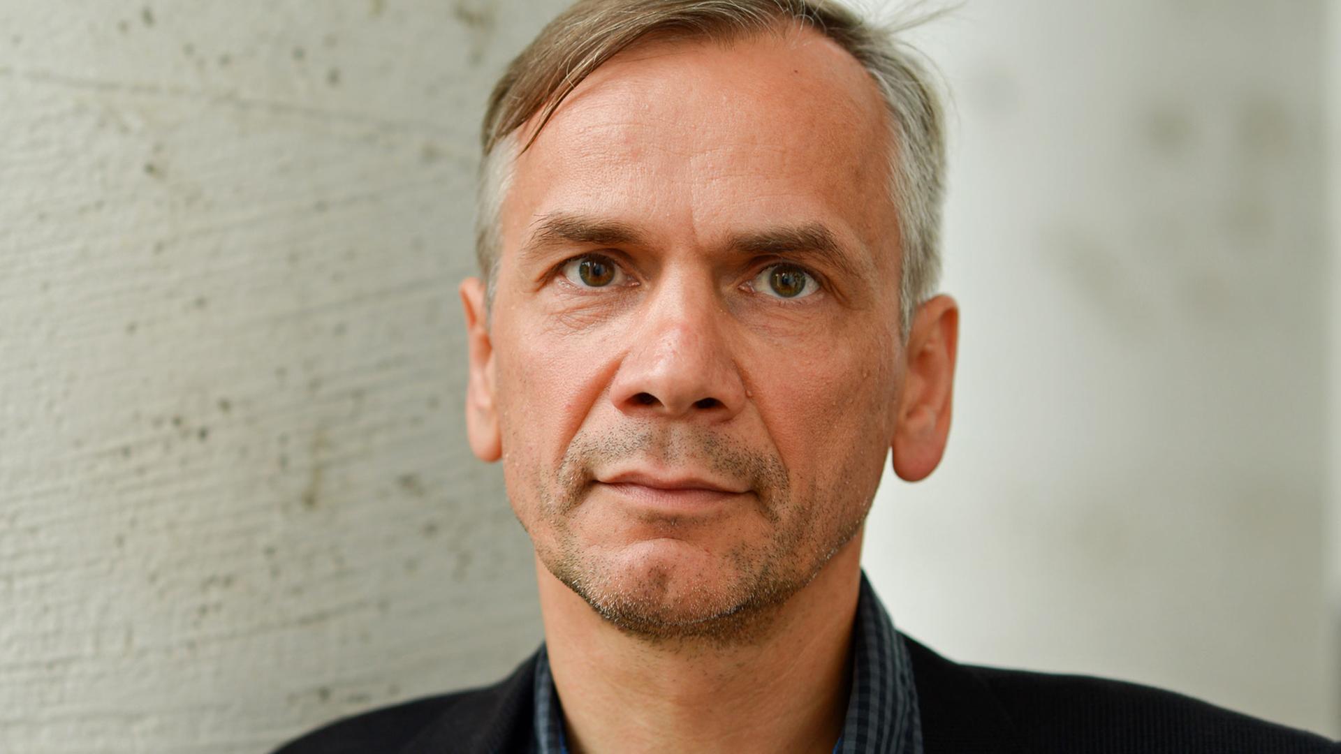 Der Schriftsteller Lutz Seiler: Für seinen DDR-Roman "Kruso" wurde er von der Kritik gefeiert.