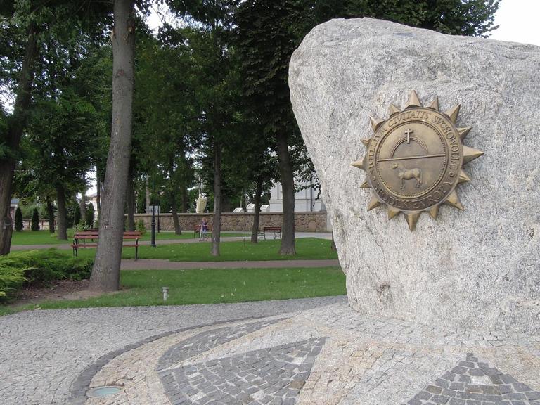 Gedenkstein in Suchowola, Polen